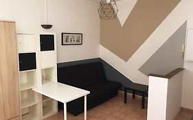 Studio TOUT CONFORT - INTRA-MUROS - PLEIN CENTRE